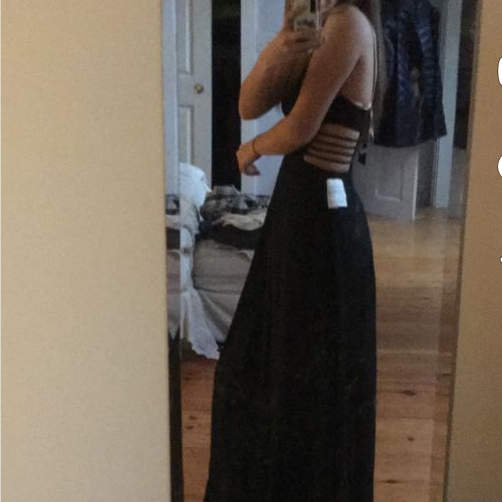 Fame and Partners black dress - size 4